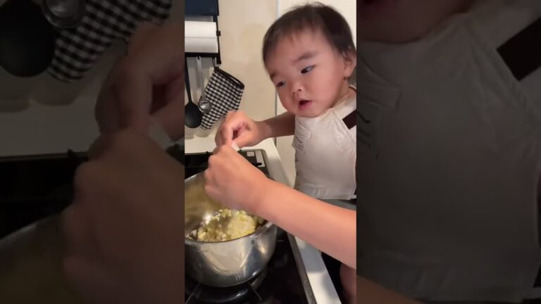 トマトペーストで簡単ミネストローネの作り方🍅お家にある野菜をみじん切りして煮るだけ💕 #女の子ベビー #ママさんと繋がりたい  #離乳食中期  #離乳食  #離乳食レシピ #ミネストローネ