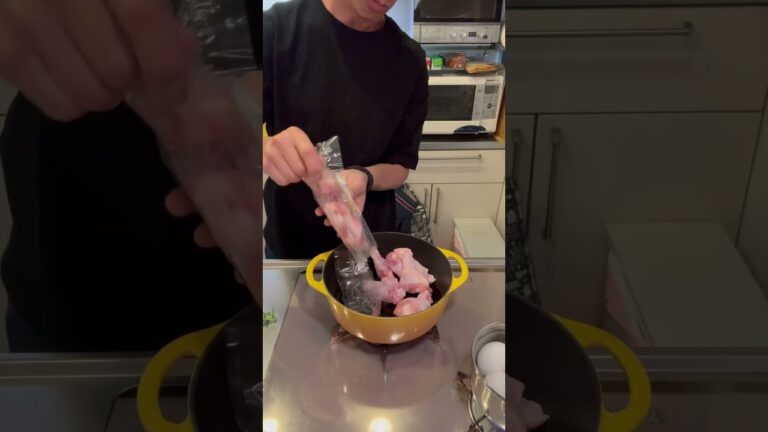 鶏手羽元と卵の甘辛煮❗️ Sweet and spicy chicken and eggs❗️ #shorts