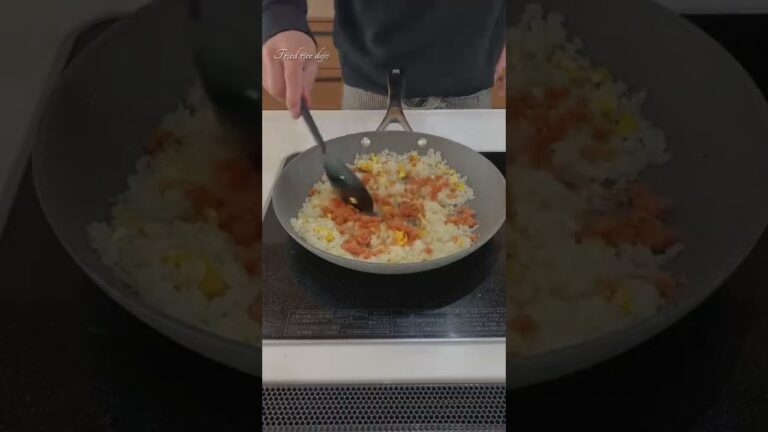 【極上】鮭フレーク炒飯の作りかた　#Shorts
