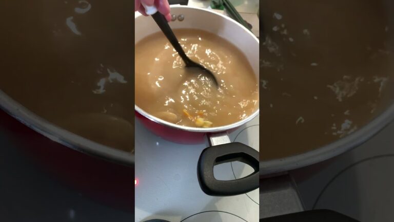 はまぐりとあさりのお味噌汁完成！