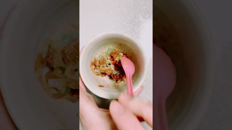 秒で簡単おつまみ！ネギと唐辛子ツナを和えた冷奴#shorts #豆腐 #おつまみ #冷奴 #お酒のおつまみ #簡単レシピ #ネギ #ツナ