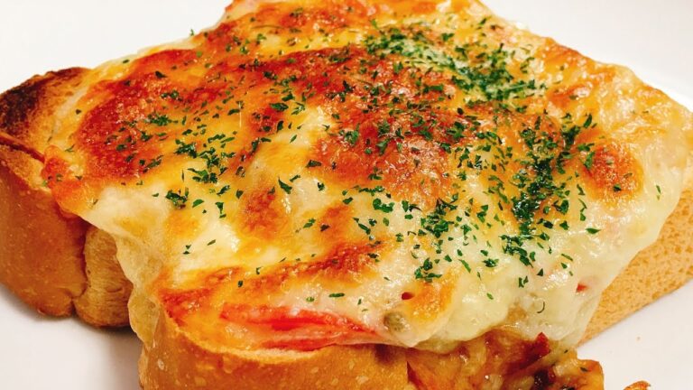 【神レシピ】驚くほど簡単なのにこれがまた驚くほど超旨い‼『超絶品 カニグラトースト』Crab gratin Toast | amazing food