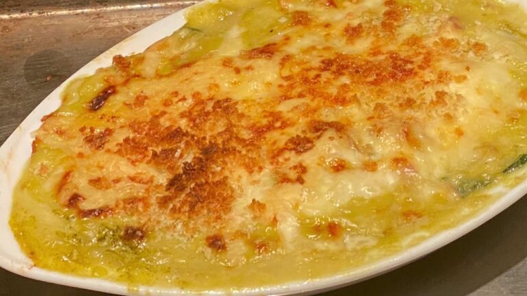 今が美味しい牡蠣っとほうれん草 グラタン
