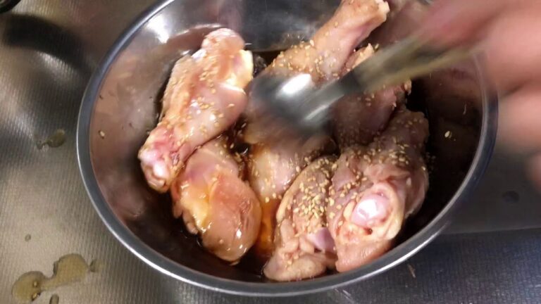 大人気☆ 間違いない美味しさ！【手羽元の照り焼き】生姜入り