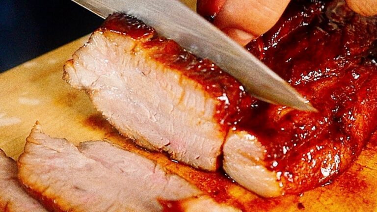 【フライパンで】漬け込むだけで肉汁に溺れるほどトロトロで柔らかい『やばい焼豚』の作り方