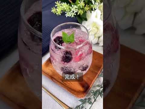 しゅわしゅわ食感がたまらない！炭酸ゼリー