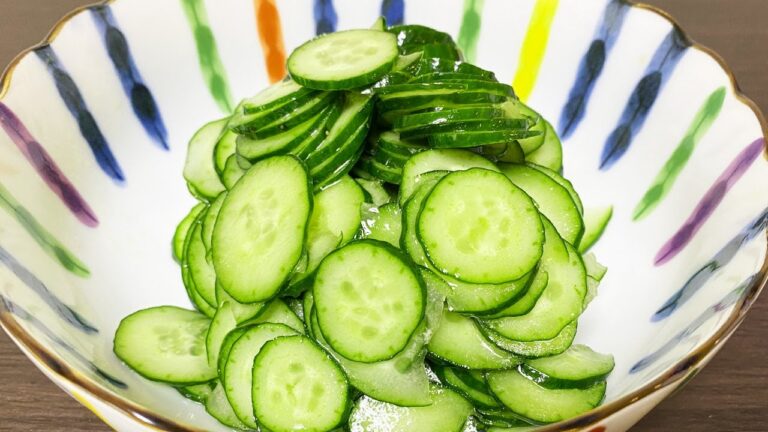 秒速なのに超うまい！【簡単】居酒屋風☆やみつききゅうり！塩こんぶ仕上げよりも安上がり！悪魔的な旨さ【時短料理研究あいこチャンネル】