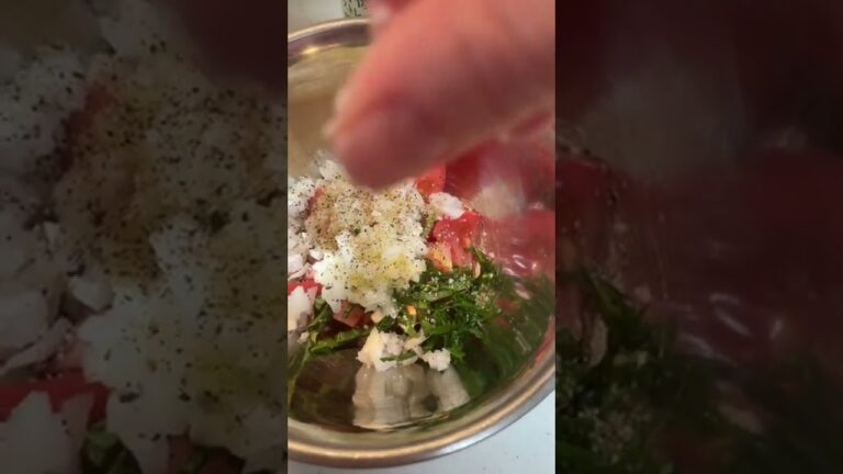 新玉ねぎ、トマト、しそのさっぱりサラダ