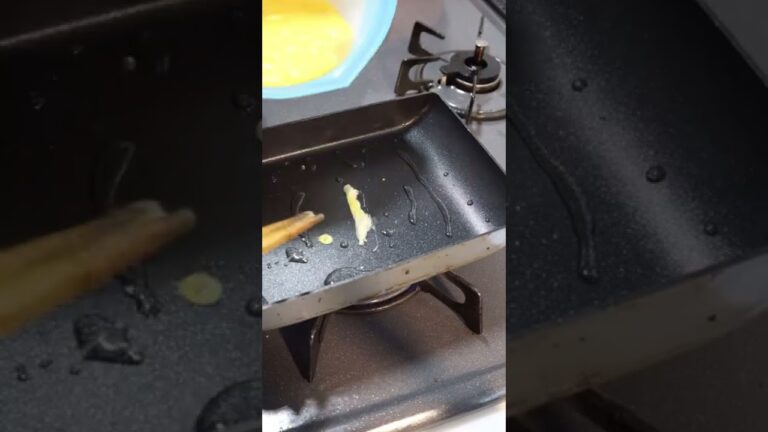 ふわふわ玉子のサンドイッチ #shorts   #サンドイッチ #男の真夜中クッキング