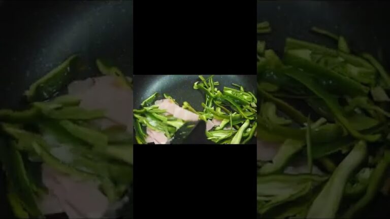[ピーマンレシピ]ピーマンとベーコンで作る簡単極旨料理！ピーマンとベーコンの炒め物#shorts
