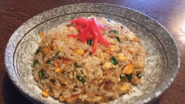 「桜海老ガーリックチャーハン」作り方