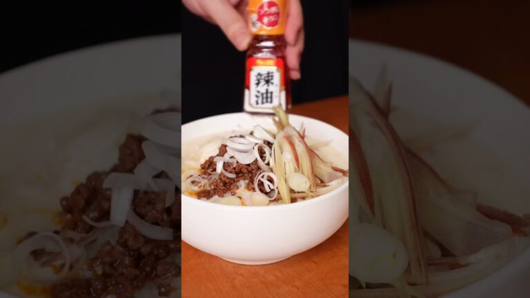 ひき肉たっぷりのそうめんをズルズル食べる　#shorts #asmr