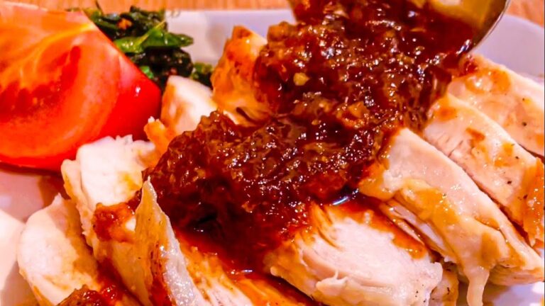 玉ねぎソースが美味しい【鶏むね肉のステーキ】/節約美食　#鶏むね肉