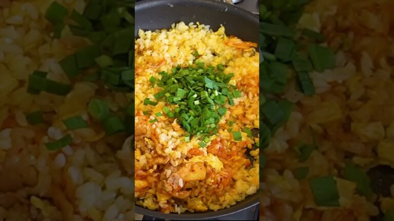 コクうま絶品！最高のキムチチャーハン　#shorts  #料理 #チャーハン