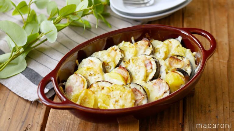 【 なすとじゃがいものチーズ焼き】カレー風味で食欲そそる！トースターで簡単♪｜macaroni（マカロニ）
