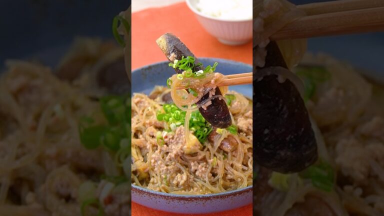 【どっちも食べたい欲張りさん向け】レンジで麻婆なす春雨の作り方 #shorts