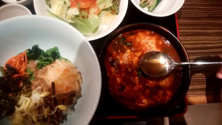 安楽亭　ランチセット　ヘルシーセット880円　ユッケジャンスープ付き