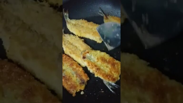 イワシのパン粉焼きタルタルソースが合うよ#ご飯#さかな #イワシ #おいしい #フライパン料理