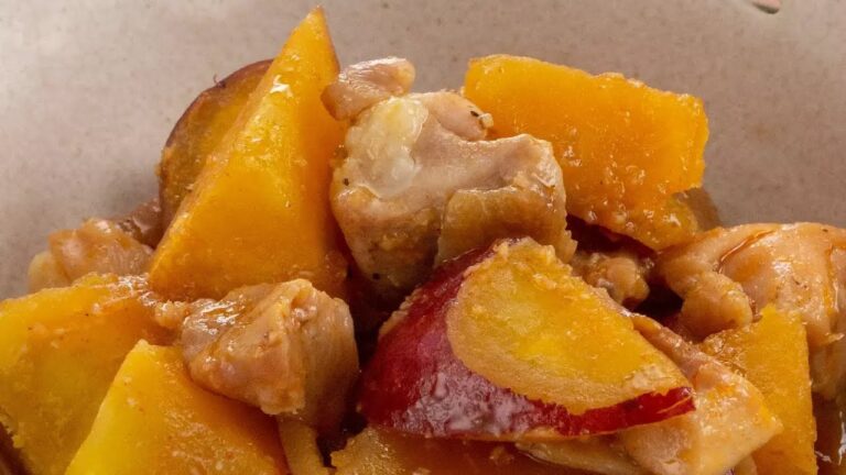 さつまいもと鶏肉のコチュジャン煮