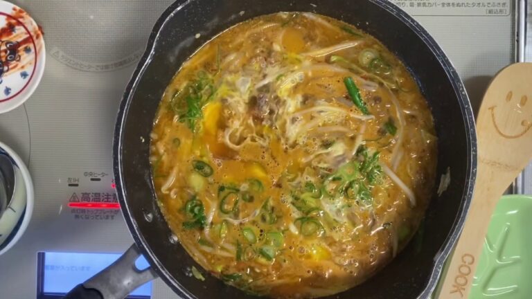 【簡単レシピ】焼肉のタレでユッケジャンスープお家ごはん