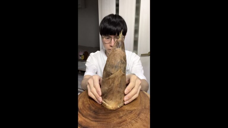 Bamboo shoot sashimi🎍タケノコの刺身#shorts