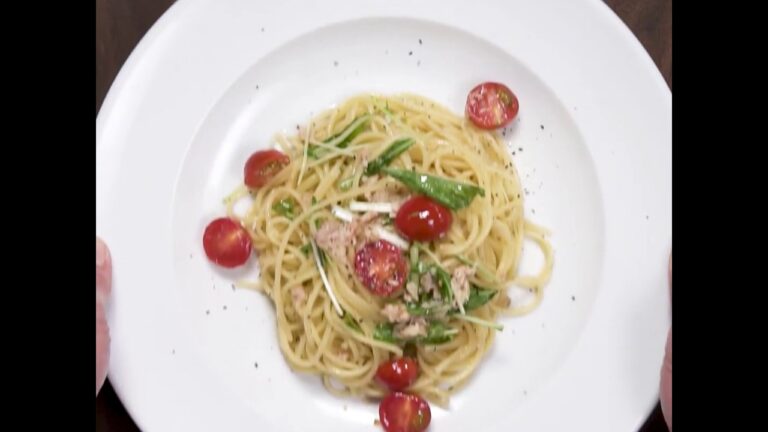 少ない材料で手軽、彩りも抜群 ツナのパスタ ｜ moguna[モグナ]