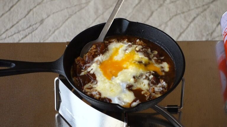 【おうちキャンプ飯】スキレットで超手抜き焼きカレーを作ってみました！