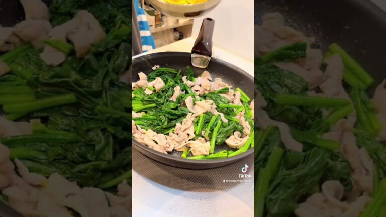 卵とほうれん草と豚肉の炒め物作ってみたよ‼︎#shorts #料理 #おすすめ #ほうれん草 #豚肉