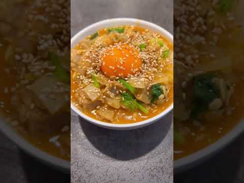 これ食って10kg痩せた。とりあえずこれ作って食っとけ。韓国風ピリ辛オートミール