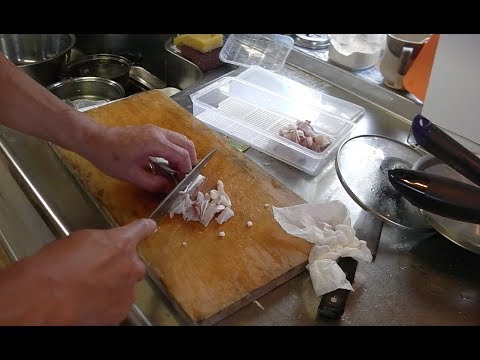 幸運な病のレシピ（ 67 ) 汁は再生、手羽先焼き、ブリの刺身とカマが安い、イワシの圧力鍋