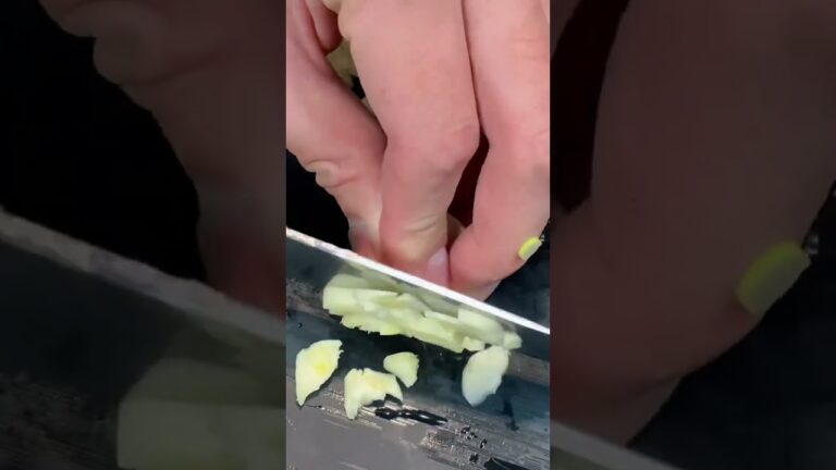 旨み大爆発！鶏のネギ塩レモン🍋#shorts