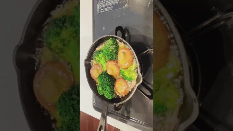 簡単おうちバル🍻ブロッコリーとマッシュルームのアヒージョ #shorts