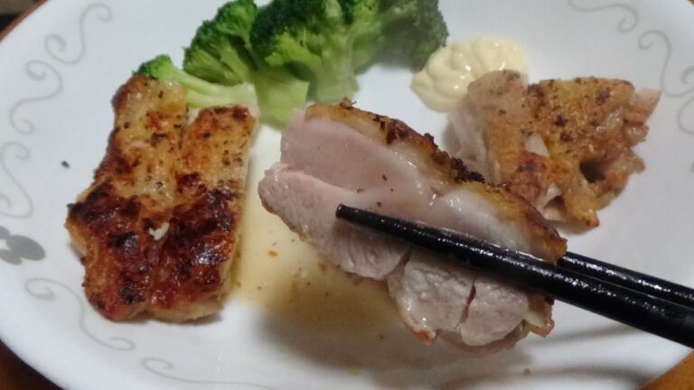 皮はパリパリ身はジューシー、チキンステーキ　How to bake chicken steak