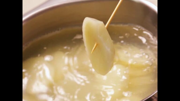 夏だ！カレーだ！！キーマカレーゆでじゃがいものせ