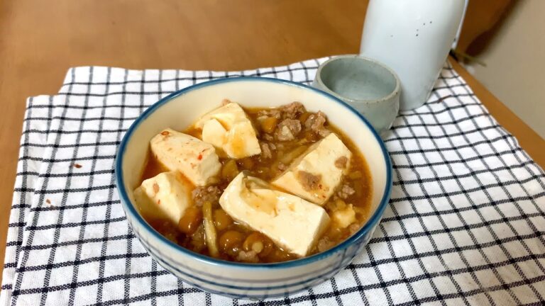 麻婆なめこ豆腐
