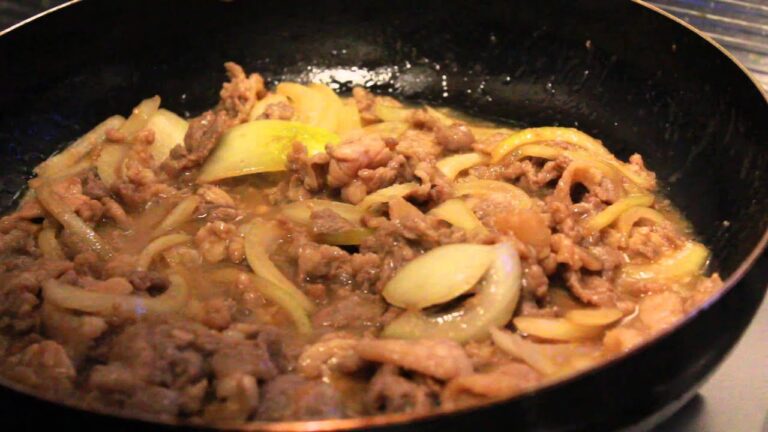 豚肉とタマネギ炒め