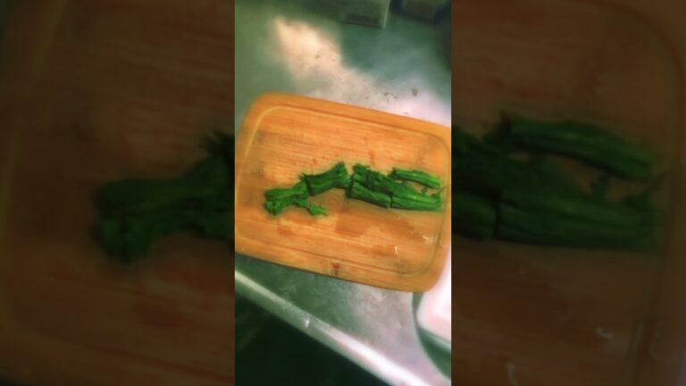 ローテンションで作るわさび菜の胡麻和え（既製品使用）