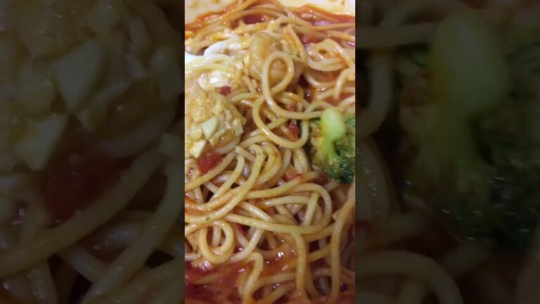 【セブンイレブン】海老のトマトクリームパスタ（税込：594円）