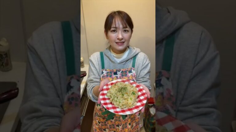 【簡単】フライパンでエビピラフ⭐️#shorts #ご飯 #簡単 #ピラフ #海老 #エビ