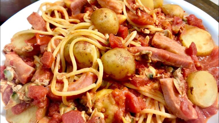 男　料理　トマトとじゃがいもベーコンパスタ＆じゃがいもとトマトソースのチーズ焼き　藤原クッキング67