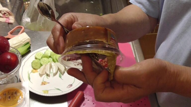 きゅうり、かまぼこ、納豆を使った男のおつまみづくり