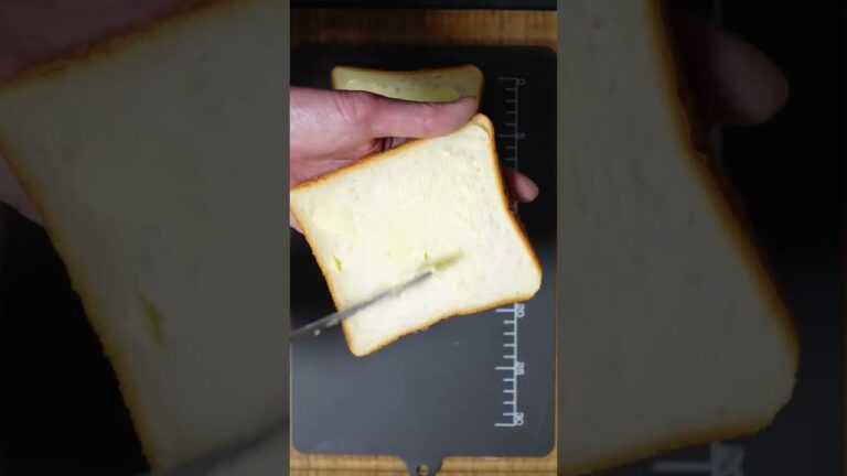 【ツナメルトサンド】耳まで美味しい 圧着式ホットサンドメーカー #shorts