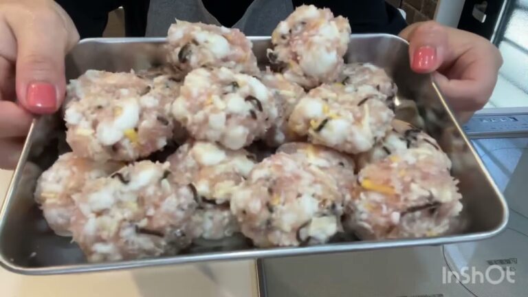 【  はんぺんと鶏ひき肉の塩こんぶチーズつくね  】