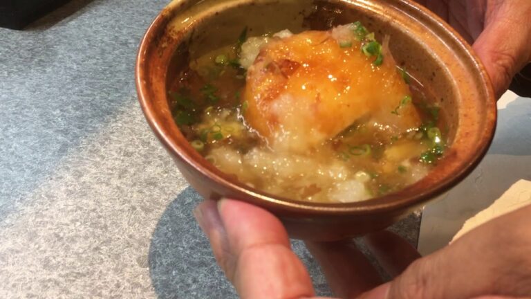 大衆割烹 旨い庵 の 名物 長芋のカマンベール 包み揚げ出し椀