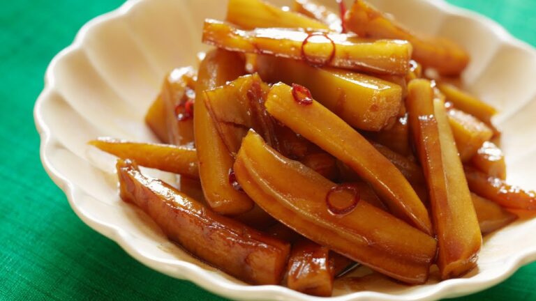 【れんこんの甘酢きんぴら】いつもと違う食感がクセになる！甘辛＆甘酢っぱくてご飯がすすむ〜！！
