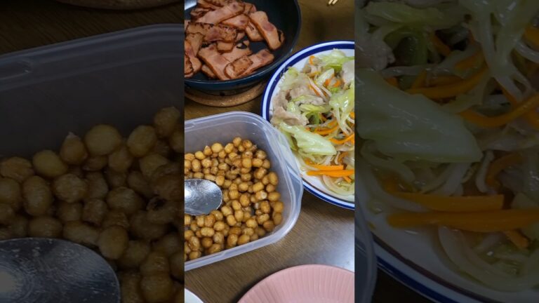 休日の夜ご飯#ママ #4人家族 #ズボラ主婦 #働くママ  #休日 #ワーママ#パート主婦 #料理動画 #共働き夫婦 #アラサーママ #ルーティン#家事 #日常Vlog #主婦 #ズボラ