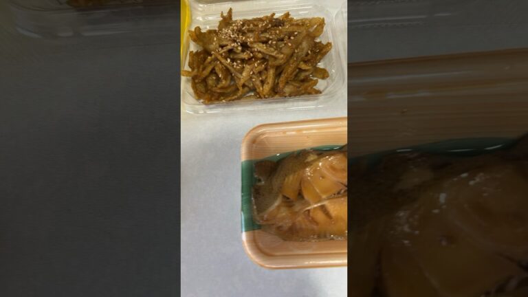 コロッケ.甘辛ごぼう.イカの竜田揚げ.カレイの煮付けです🍚🍚