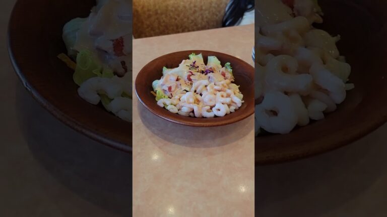 小エビのサラダ(税込350円)　サイゼリヤ