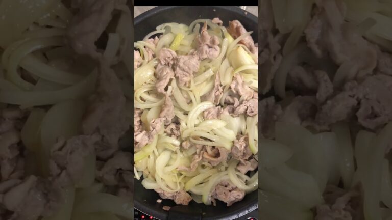余った玉ねぎ2玉と豚肉を豪快に使う勘頼りの料理 #Shorts