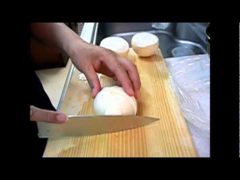 塩麹で蕪漬けに挑戦（半月切りとくし型切りの２種）